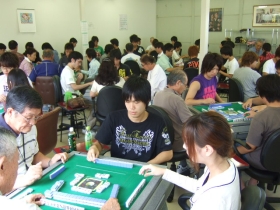 地元サークルとの交流大会60名。平成 vs 昭和 どちらに軍配があがるか。