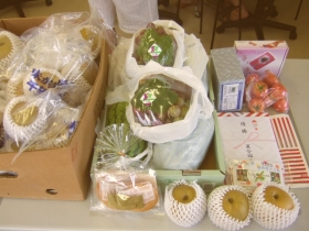 毎年これが楽しみ♪地元産の採れたてフルーツがいっぱい! 